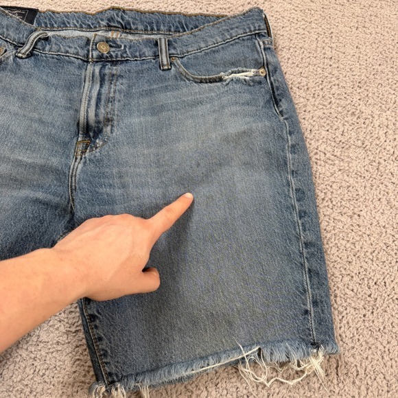 Abercrombie & Fitch Denim Shorts Womens 34W Distressed Medium Wash Blue Stretch - Picture 7 of 8